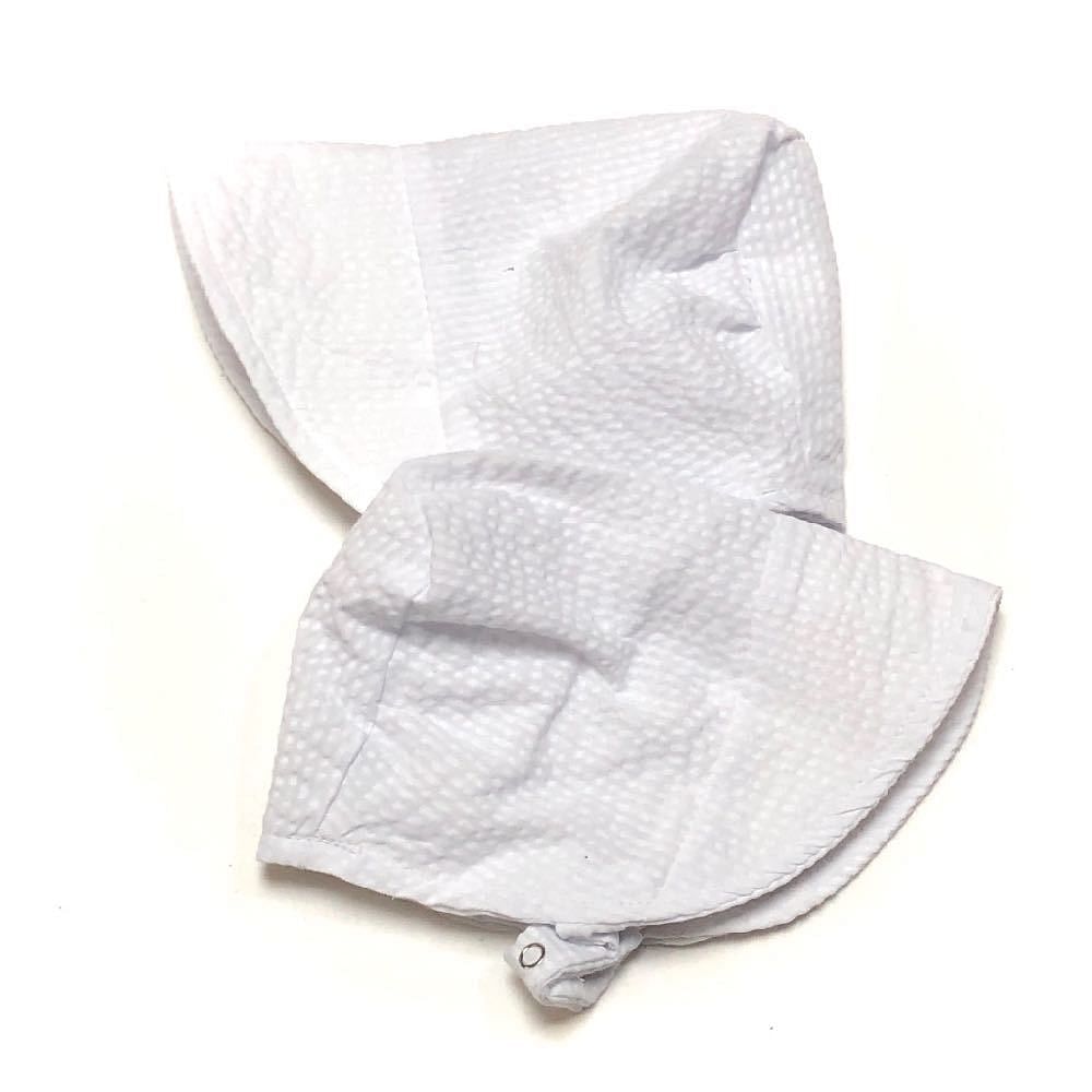 Bonnet in Cape Cod Seersucker white by UB2 | Urban Baby Bonnets