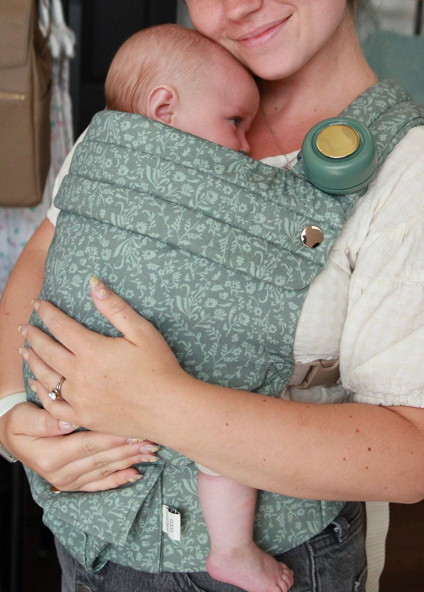 Coco Bloom – Baby Carrier With A Pocket by Coco Carriers, product view 2
