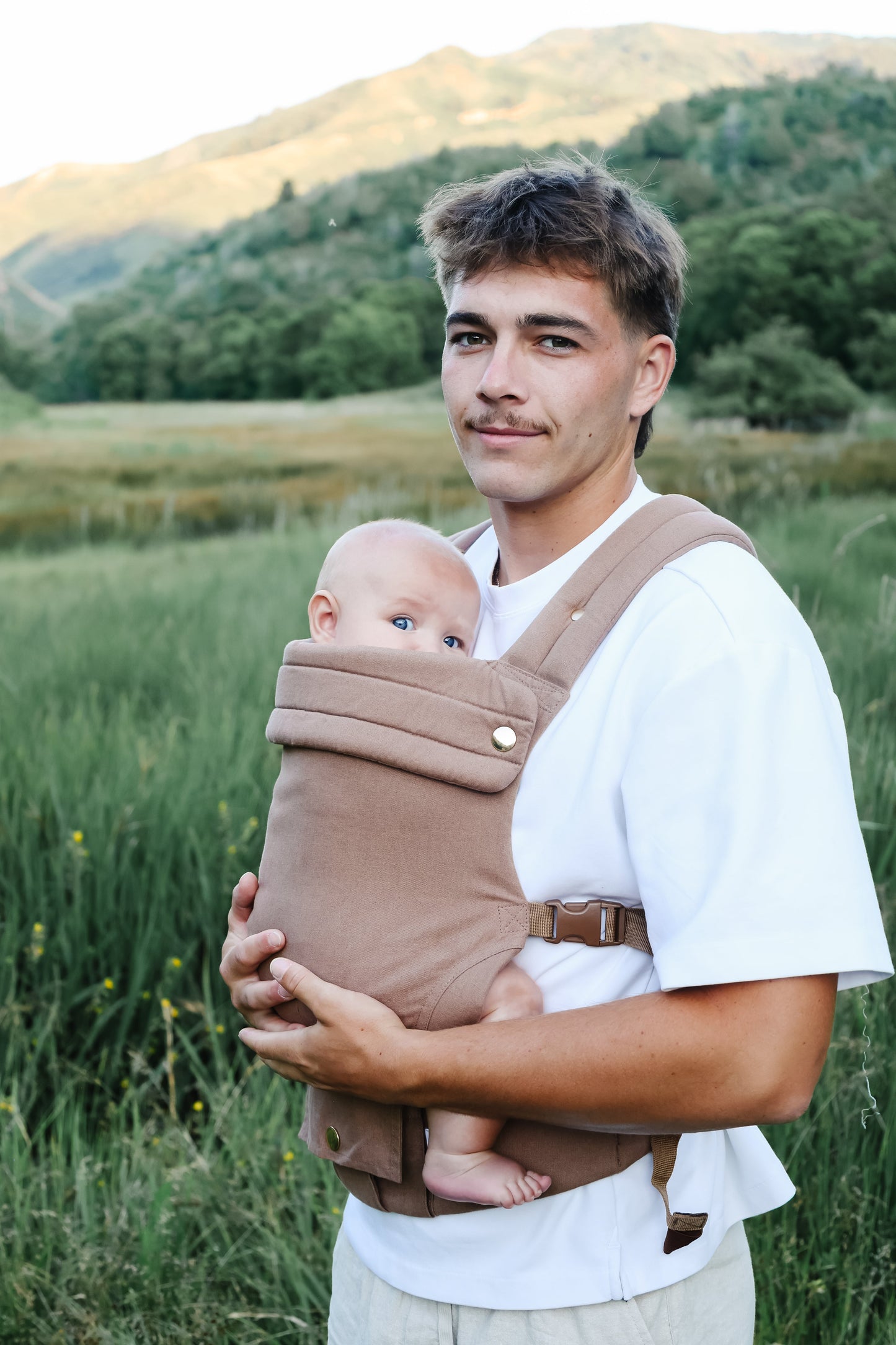 Coco Desert - Baby Carrier With A Pocket by Coco Carriers