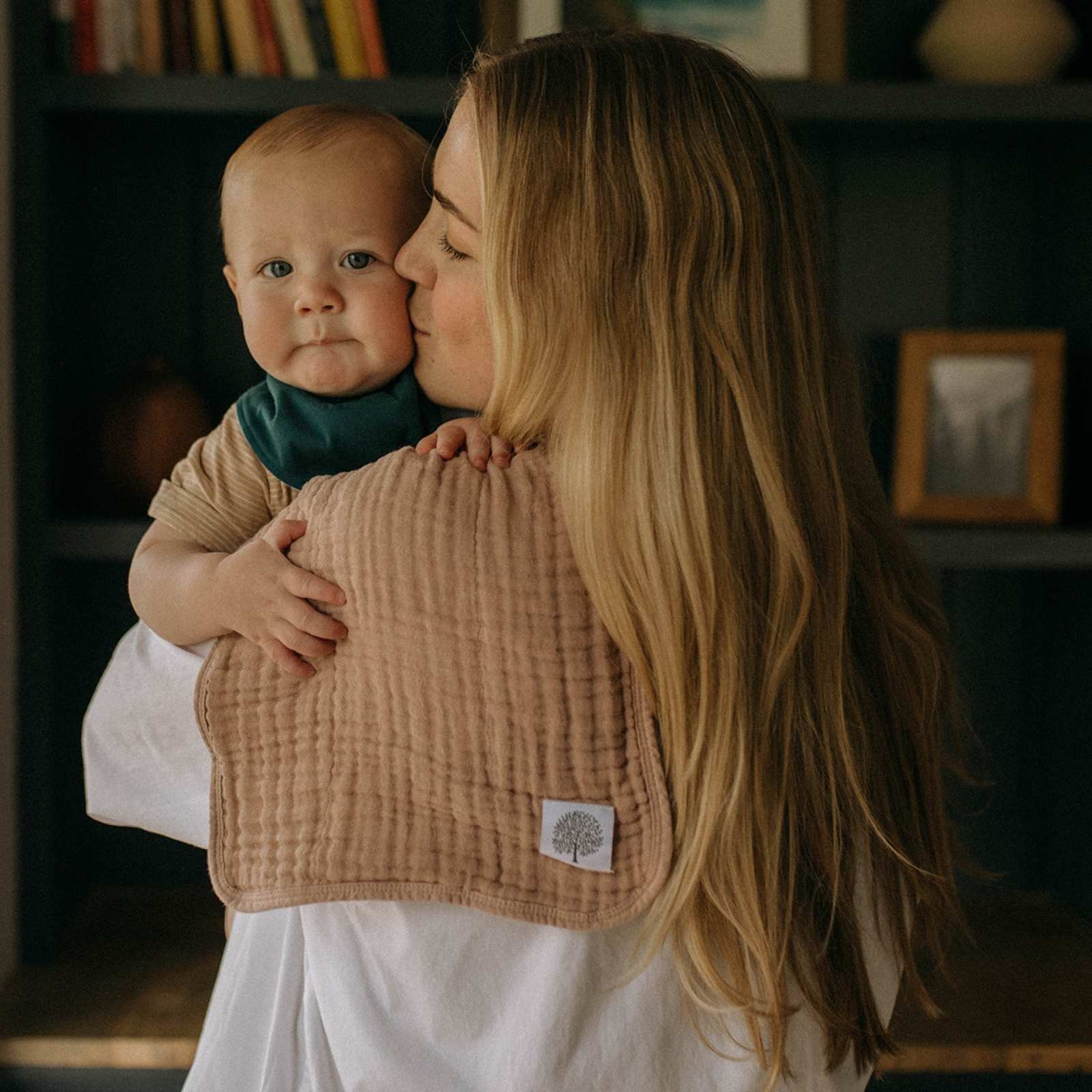 Dune Set - Muslin Burp Cloths (4 Pack) by Parker Baby Co., product view 2