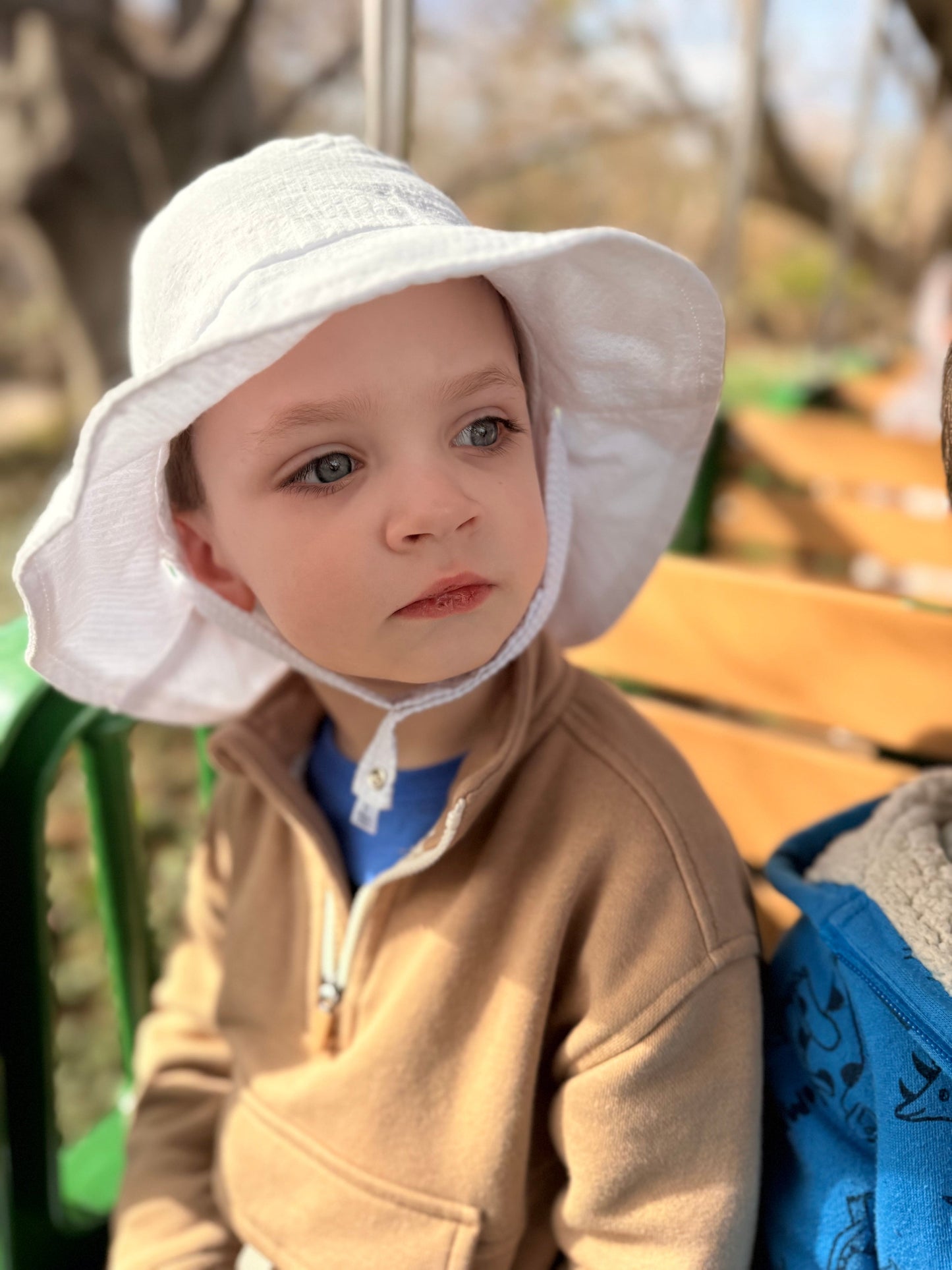 bucket hat in Cape Cod Seersucker white by UB2 | Urban Baby Bonnets, product view 2