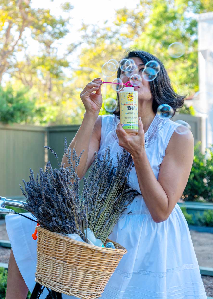 Chamomile & Herbs™ Bubble Bath by California Baby, product view 4