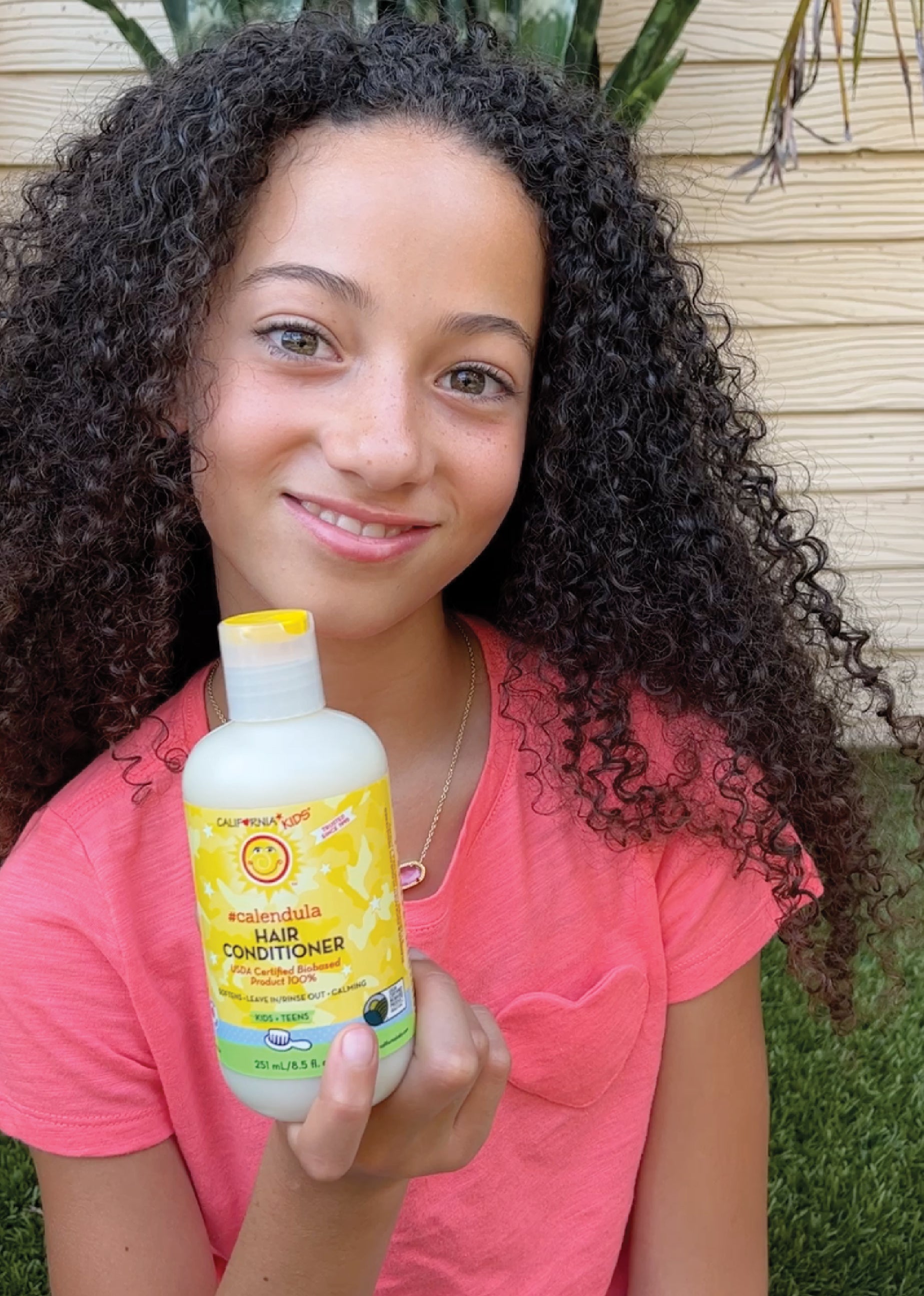 Kids #Calendula™ Shampoo + Conditioner Bundle by California Baby, product view 2