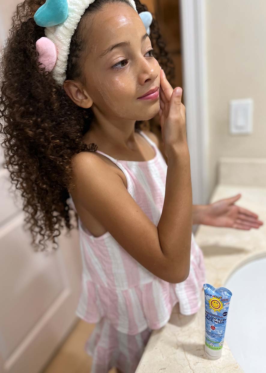 California Kids® #superclear™ Face Wash by California Baby, product view 4